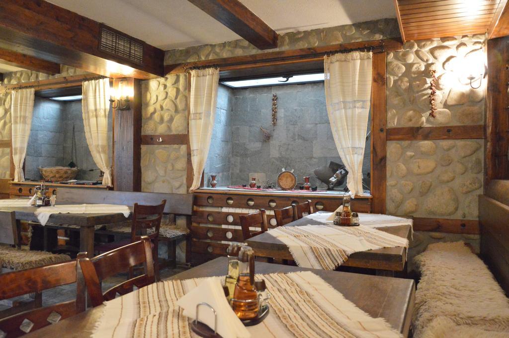 Hotel Dumanov Bansko Bagian luar foto