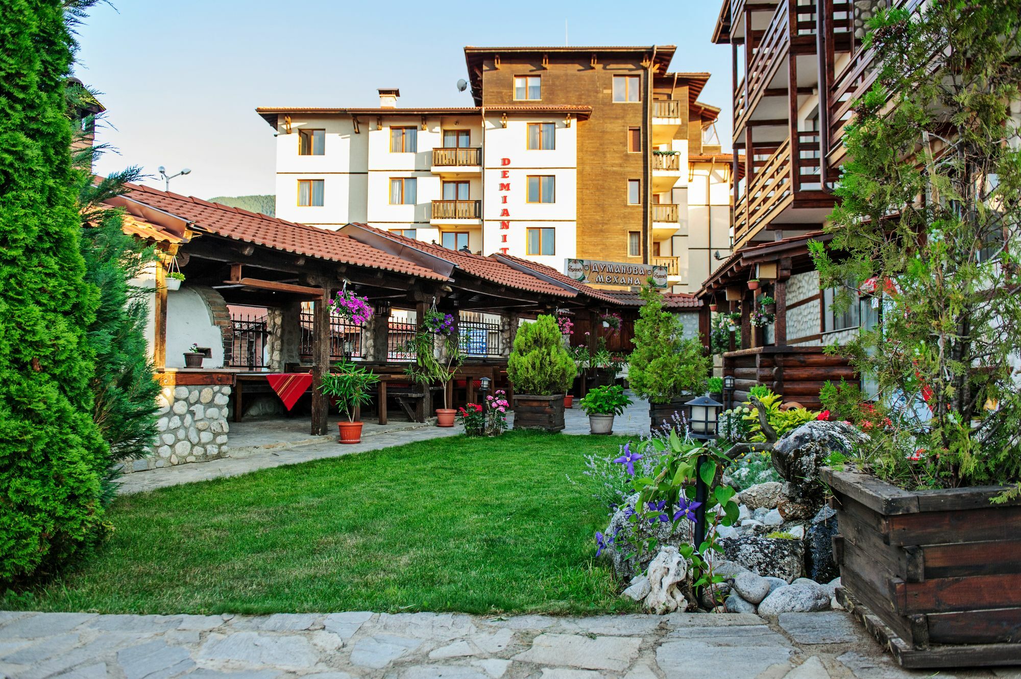 Hotel Dumanov Bansko Bagian luar foto